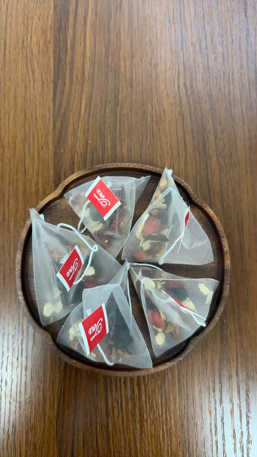 Six Treasures Tea with Ginseng & Wolfberry, Mild Nourishing Drink