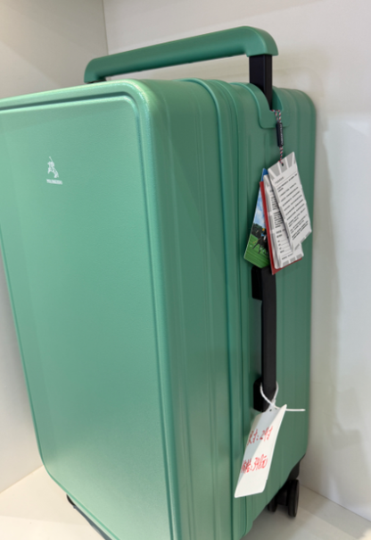 24-inch stylish suitcase: centrally located pull handle saves space, features a TSA lock and TPE wheels, making it durable and worry-free.